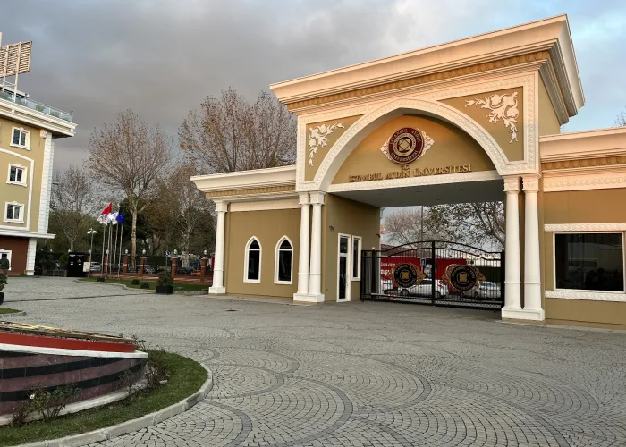 İstanbul Aydın Üniversitesi