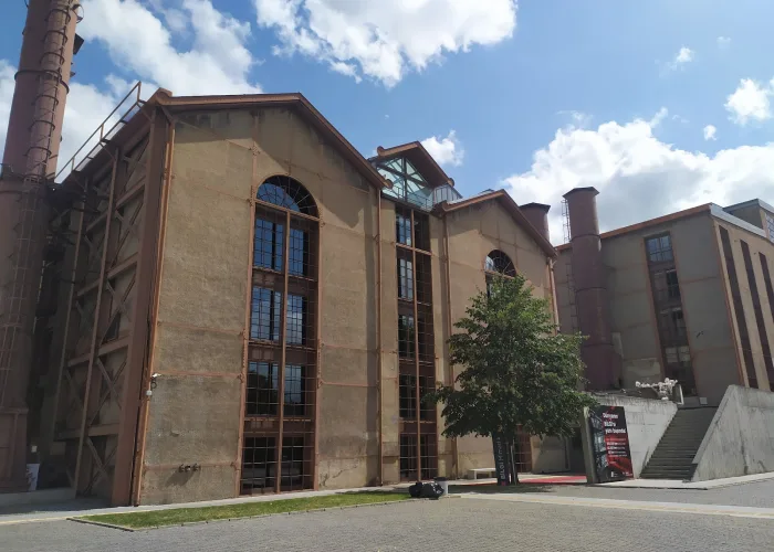 İstanbul Bilgi Üniversitesi