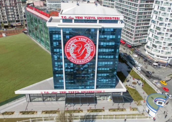 İstanbul Yeni Yüzyıl Üniversitesi