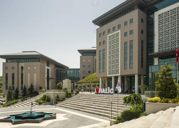 Haliç Üniversitesi