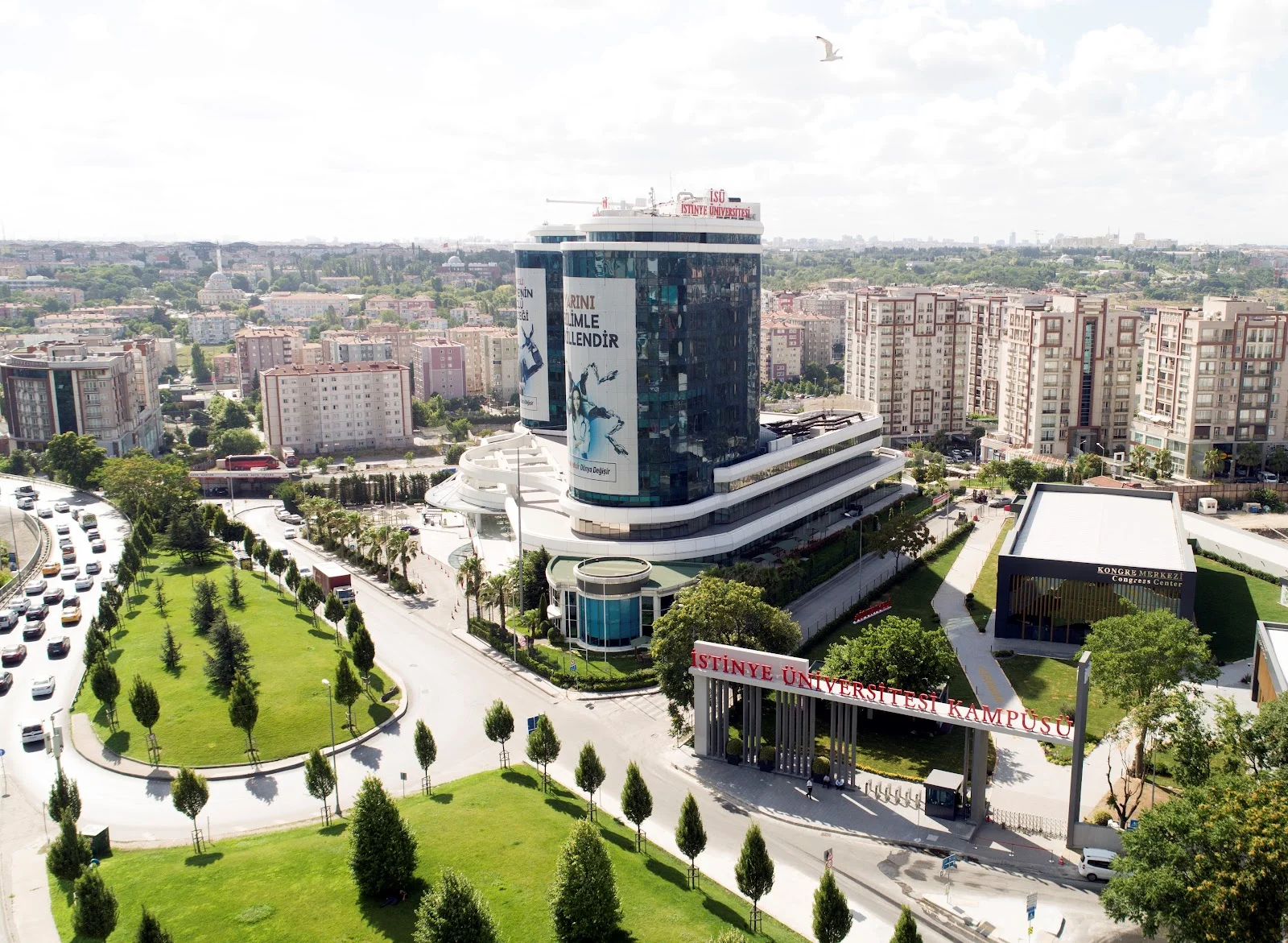 İstinye Üniversitesi