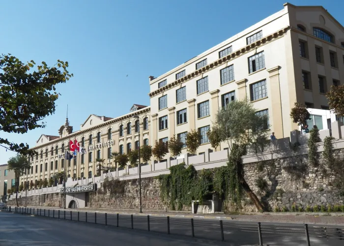 Kadir Has Üniversitesi